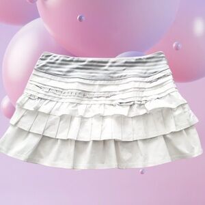 Lululemon ruffle skirt